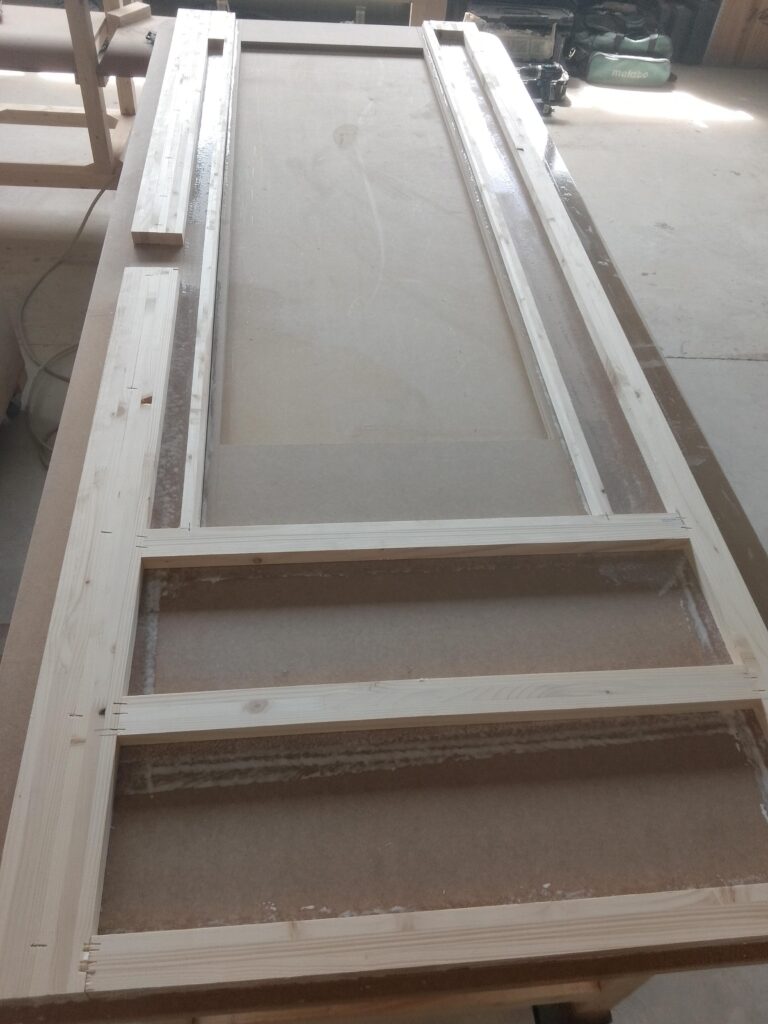 Puerta a medida de madera